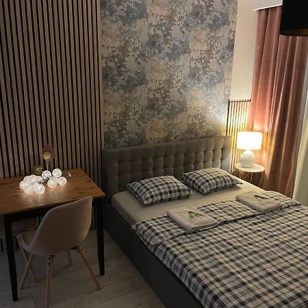 Apartament Royal Chelmonskiego Srem Ngoại thất bức ảnh